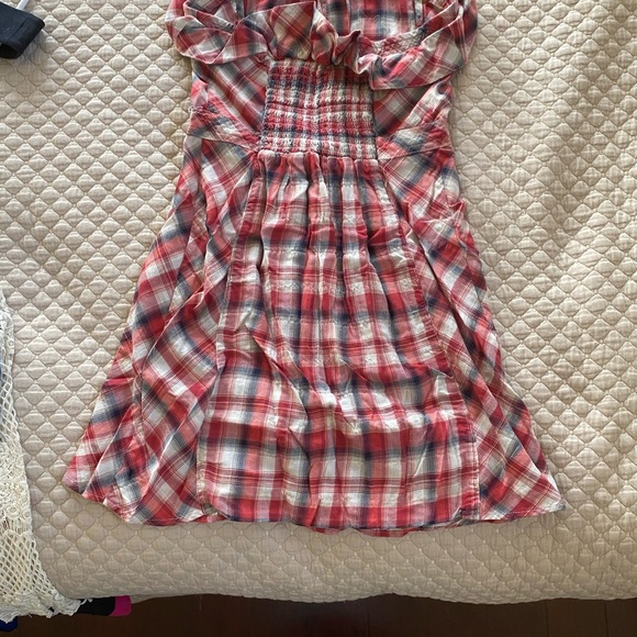 Fun dress - Picture 3 of 3